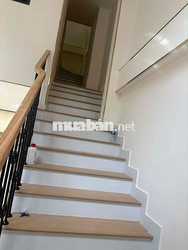 nhà mới cho thuê ( chính chủ không qua mô giới )