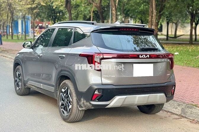 Kia Seltos 2025 Luxury 1.5 AT 10,000 Km siêu lướt.