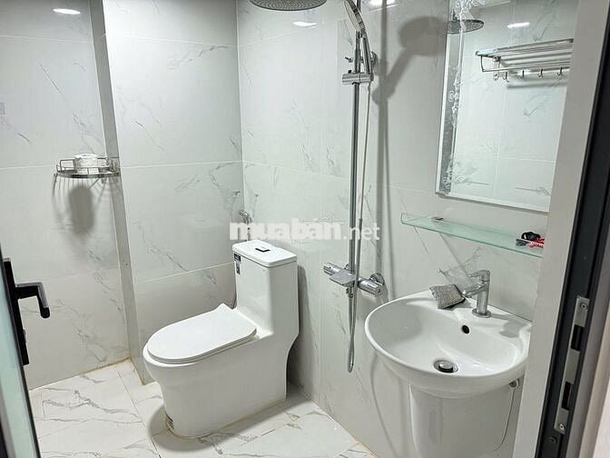 CĂN H - TÁCH BẾP THOÁNG MÁT NGAY DƯƠNG QUẢNG HÀM - TRẦN BÁ GIAO