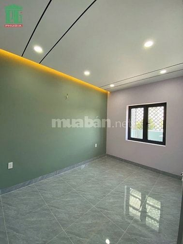 Bán nhà 3 tấm mới xây 100% tại KDC Cát Tường Phú Sinh - Full nội thất