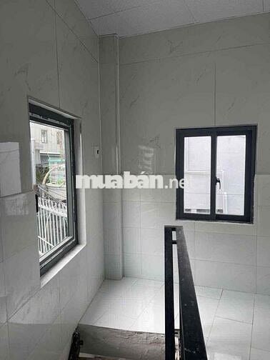 NHÀ 2 TẦNG  DT 53.7 M GẦN MT TRẦN CAO VÂN RA BIỂN NGUYỄN TẤT THÀNH