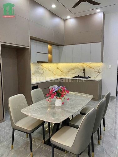 Bán nhà 3 tấm mới xây 100% tại KDC Cát Tường Phú Sinh - Full nội thất