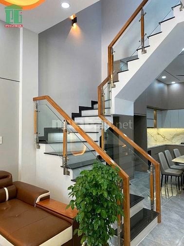 Bán nhà 3 tấm mới xây 100% tại KDC Cát Tường Phú Sinh - Full nội thất