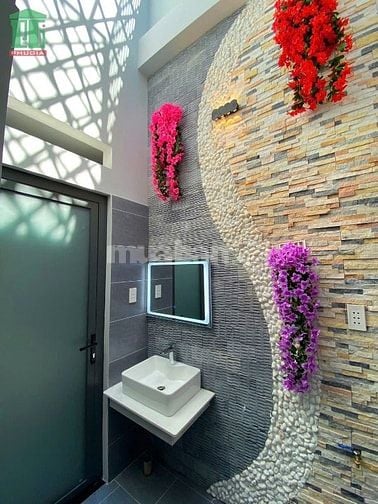 Bán nhà 3 tấm mới xây 100% tại KDC Cát Tường Phú Sinh - Full nội thất