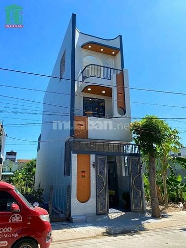 Bán nhà 3 tấm mới xây 100% tại KDC Cát Tường Phú Sinh - Full nội thất