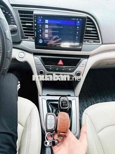 Hyundai Elantra 2018 1.6 MT - 9000 km