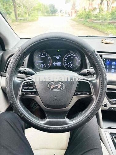 Hyundai Elantra 2018 1.6 MT - 9000 km
