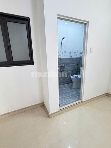 Chính chủ cho thuê nhà MT Lạc Long Quân Q.11 - 50m2 -  42 triệu/tháng
