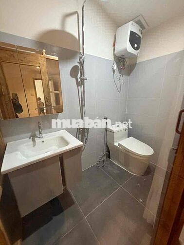 cho thuê nhà gác lửng 2pn/2wc full nội thất mặt tiền lê quang sung