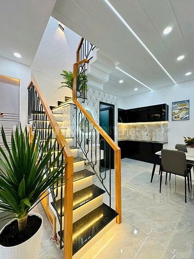 Định cư nước ngoài bán gấp nhà 64m2 Nguyễn Văn Quá, Q12. Sổ hồng riêng