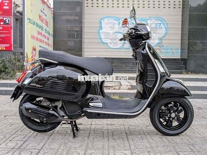 GTS  Super 125 Iget Đen 10/2020