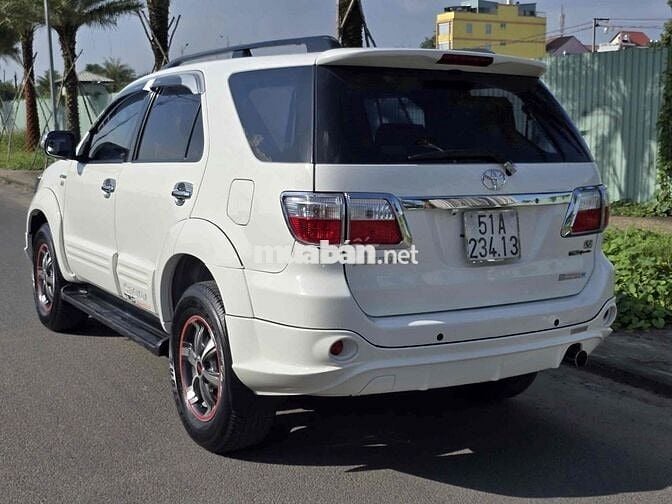 Toyota Fortuner 2011 2.7V - 86123 km