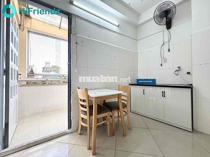 🏡CĂN HỘ 1PN BAN CÔNG FULL NT, THANG MÁY, GẦN ĐẠI HỌC KINH TẾ Q10