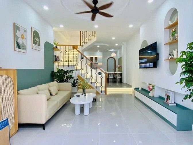 Cần xoay vốn bán gấp nhà Nguyễn Công Hoan,Phú Nhuận,(60m2), chỉ 2tỷ360