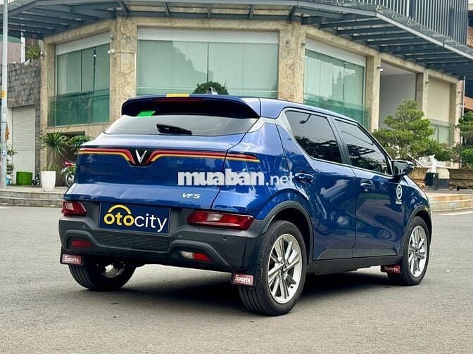 VinFast VF5 Plus 2024 - Màu xanh - 6v3km - Mua pin