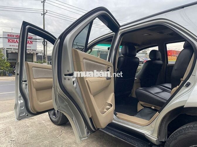 Toyota Fortuner 2009 Dầu Số sàn