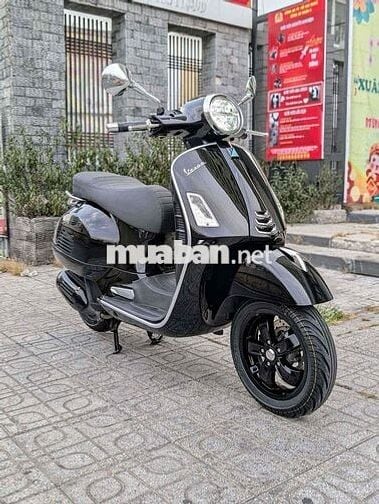 GTS  Super 125 Iget Đen 10/2020