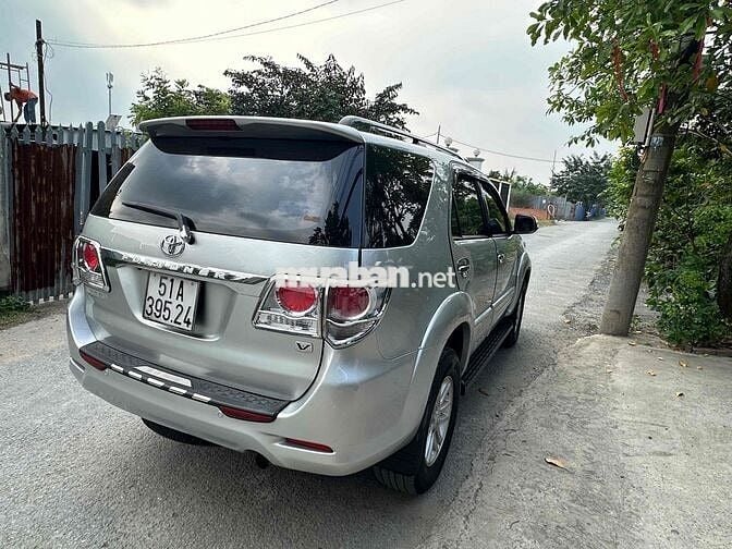Toyota Fortuner 2012 AT xe mua mơi 1 chủ
