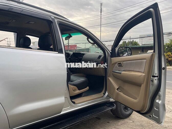 Toyota Fortuner 2009 Dầu Số sàn