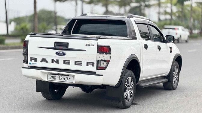 Ford Ranger 2020 XLS 2.2L 4x2 AT - 100000 km