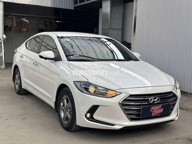 Hyundai Elantra 2018 1.6MT,số sàn, màu trắng,4v6km