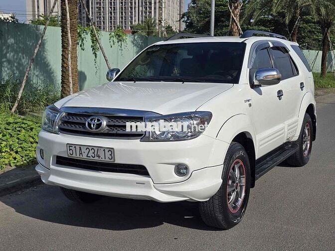 Toyota Fortuner 2011 2.7V - 86123 km
