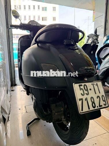 Piaggio Vespa Super GTS 125 Đời 2015 . BSTP