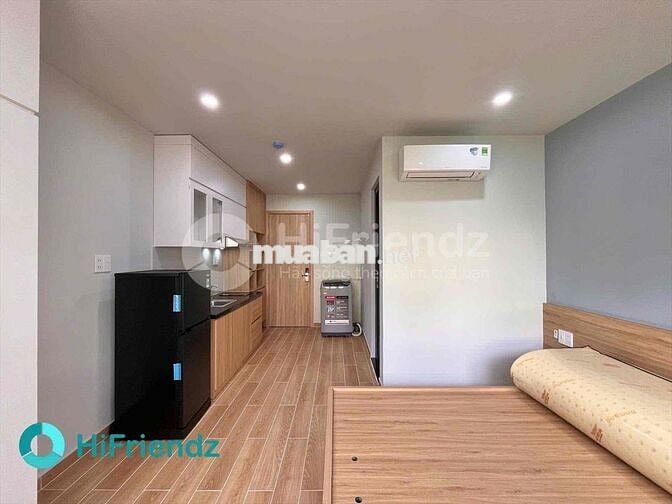 Căn Hộ Studio Full nội thất , Cửa sổ trời rộng rãi, Gần Lotte mart Q7