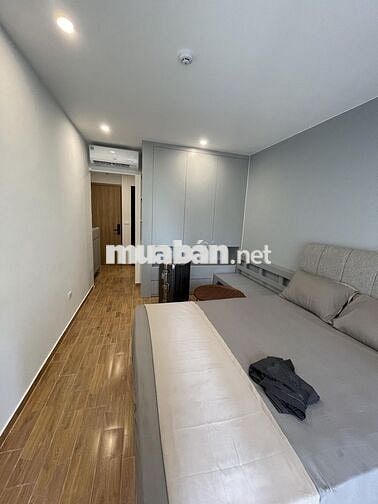 Cho thuê Căn hộ ở Ngọc lâm, gần cầu Chương Dương full đồ giá 6tr