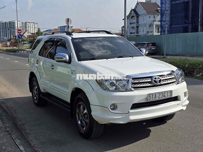 Toyota Fortuner 2011 2.7V - 86123 km