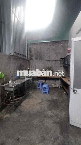 Cho thuê xưởng 400m2  gần ngã 3 ông xã - Tân Đông Hiệp- Dĩ An