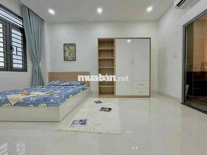 Chdv cho thuê full nội thất, thang máy, gần sân bay Tân Bình, HCM