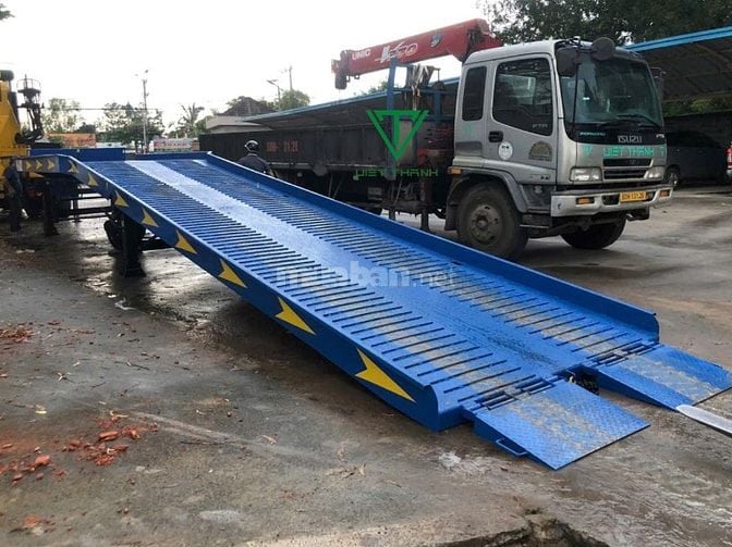 Ramp Xe Nâng - Cơ Khí Việt Thành