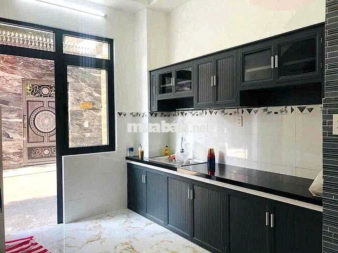 NGUYÊN CĂN TÂN BÌNH CÁCH MẠNG THÁNG 8 - HẺM XE TẢI  NGANG 5 MÉT