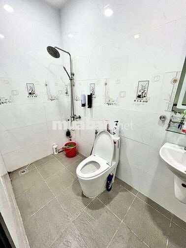 Giáp Mã Lò, Lê Văn Quới, 67 m2, nhỉnh 5 tỷ