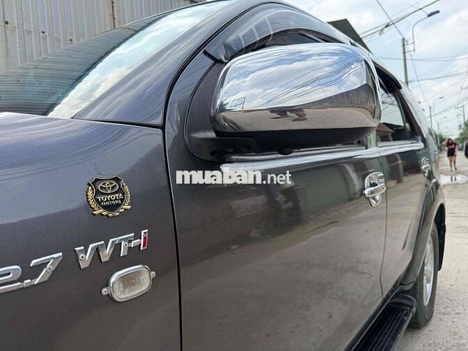 Toyota Fortuner 2010 2.7V - 150000 km