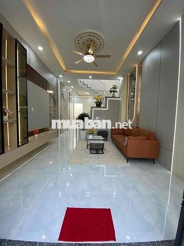 NHÀ ĐẸP 60M2 Ở NGAY ĐÓN TẾT - HXH ĐƯỜNG HUỲNH THỊ HAI- QUẬN 12 -3 TẦNG