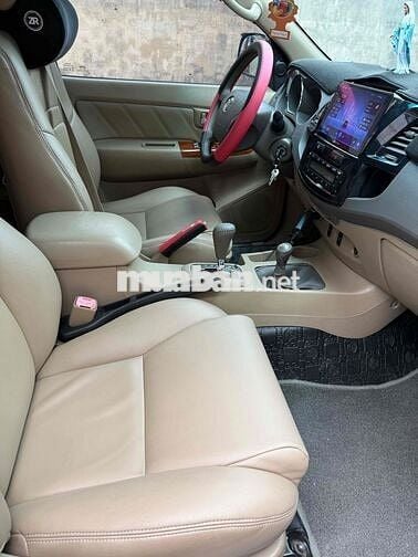 Toyota Fortuner 2010 2.7V - 150000 km