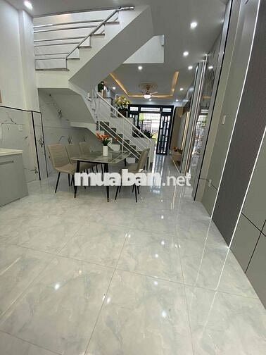 NHÀ ĐẸP 60M2 Ở NGAY ĐÓN TẾT - HXH ĐƯỜNG HUỲNH THỊ HAI- QUẬN 12 -3 TẦNG