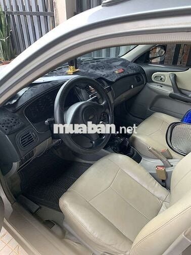 Ford Laser 2003 Số sàn 140 km Bạc