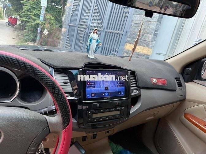 Toyota Fortuner 2010 2.7V - 150000 km