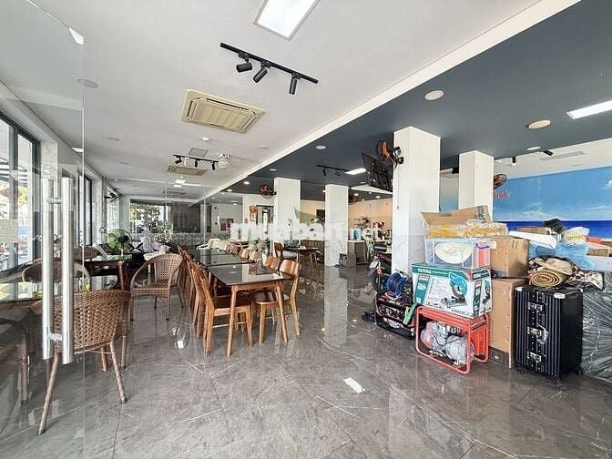 CHO THUÊ TOÀ KHÁCH SẠN LÔ GÓC 40 PHÒNG CÓ PCCC ĐẦY ĐỦ KHU AN BÌNH TÂN