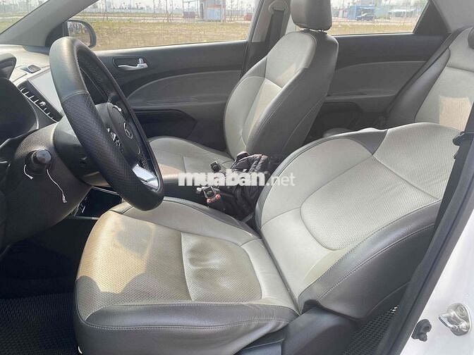 Kia Soluto 2019 Trắng Số tự động