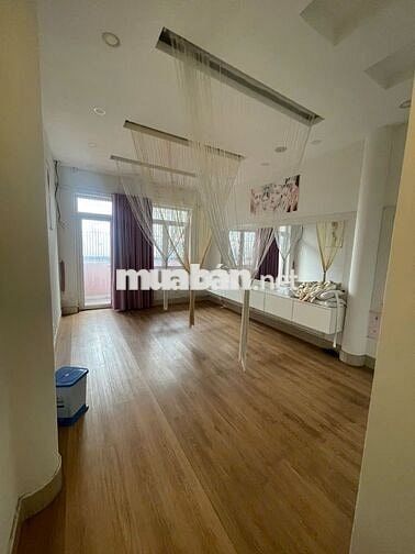 CHO THUÊ MẶT TIỀN TRẦN HƯNG ĐẠO, Q.1 - HẦM 5 TẦNG THANG MÁY - 60 TRIỆU