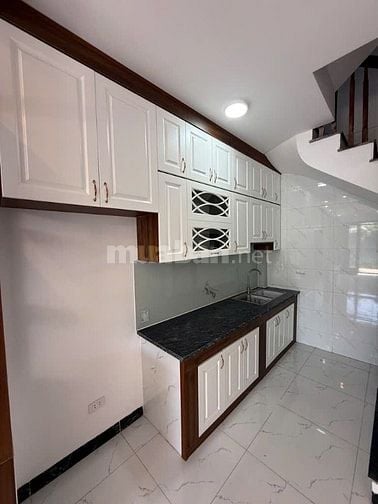 Vĩnh Hưng – Ô tô đỗ cửa – Kinh doanh – 35m – 5 tầng – 7,5 tỷ