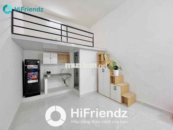 DUPLEX TỦ ĐỒ TÍCH HỢP CẦU THANG - HIỆN ĐẠI - NGAY ETOWN CỘNG HOÀ