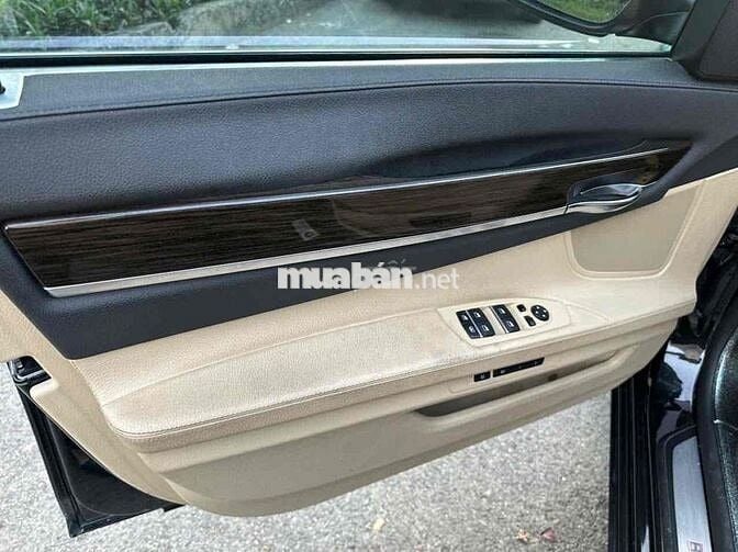 BMW 730Li 2014 Đen/Kem 70000 km