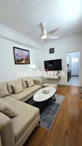 Lô góc Lý Nam Đế, 60m2, 2 ngủ, full nội thất đẹp. Sổ đỏ. Khu hiếm nhà