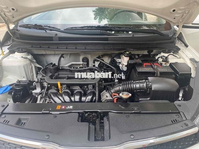 Kia Soluto 2019 Trắng Số tự động