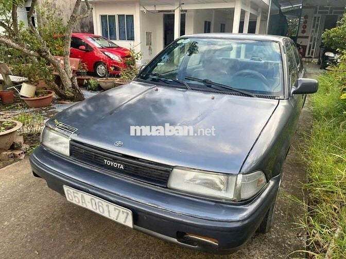 Toyota Corolla 1990 Xám